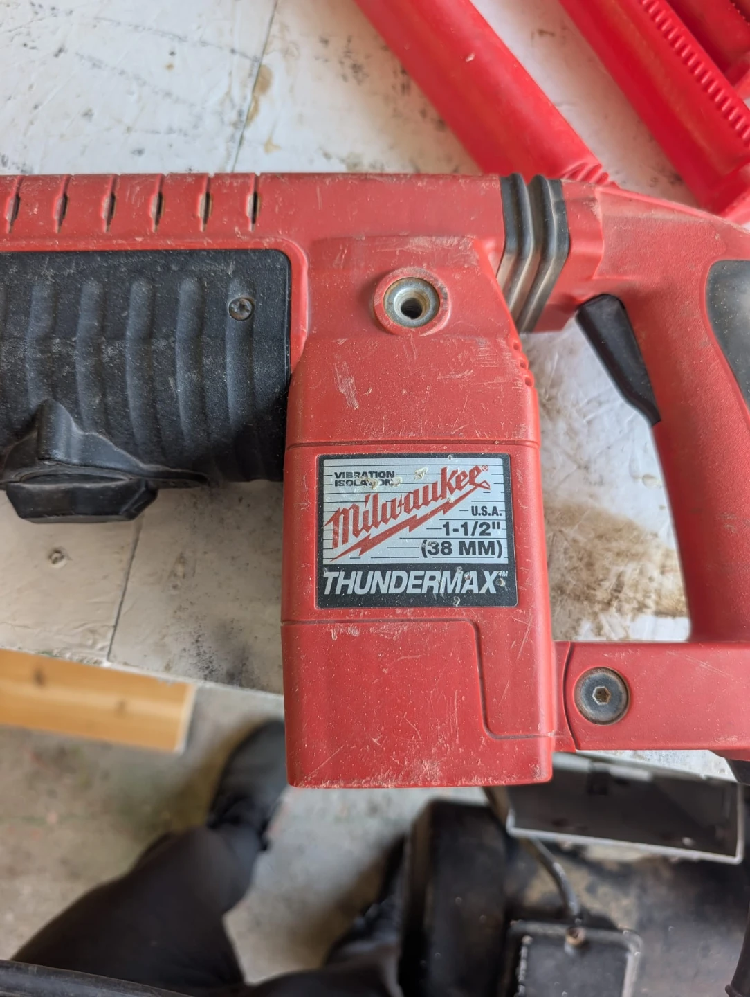 Milwaukee THUNDERMAX Rotary Hammer Drill Kit - photo 5