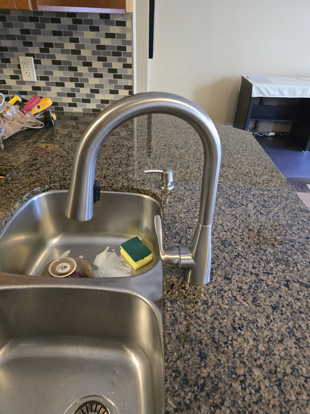 Plumbing- Kitchen/Bathroom Faucets with installation - photo 2