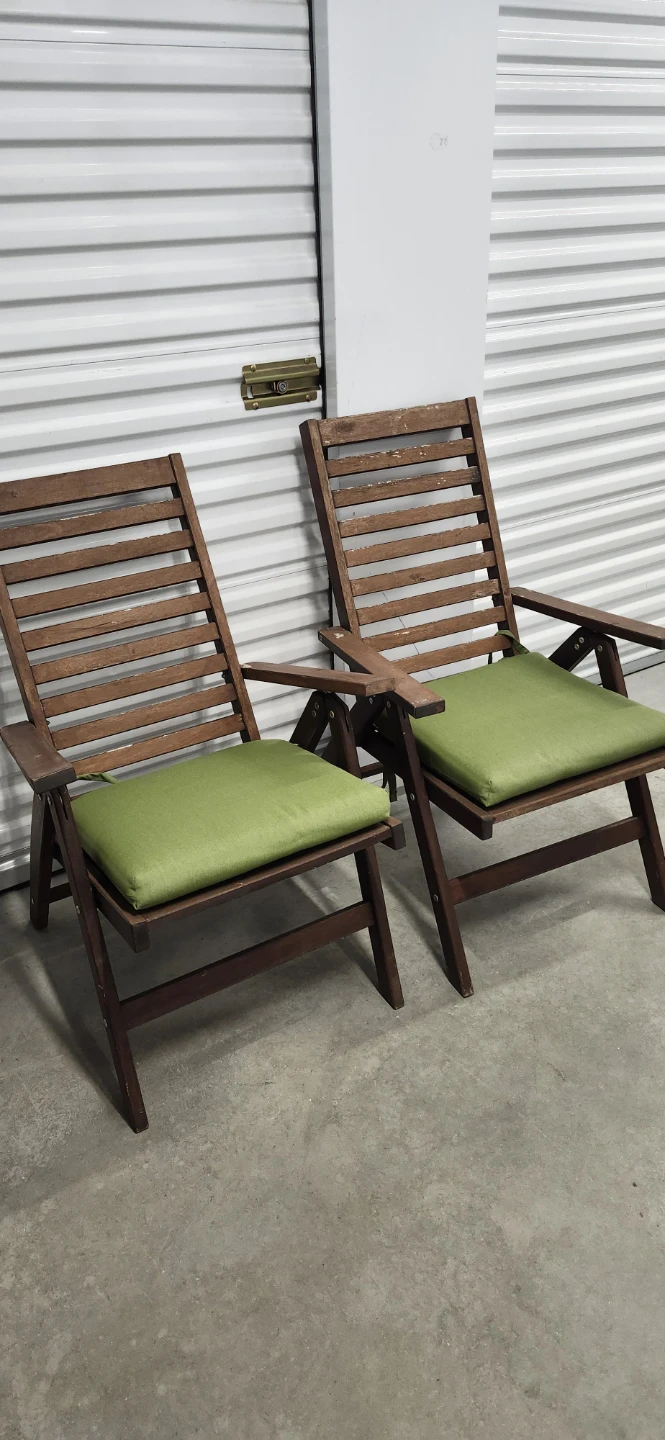 Ikea reclining outdoor chairs of 2 with cushions