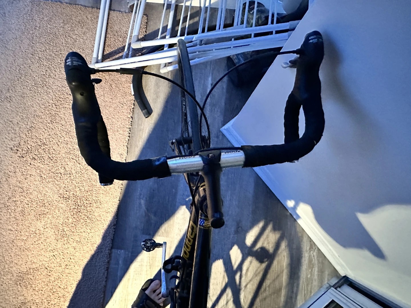 Cannondale R400 Road Bike - photo 4