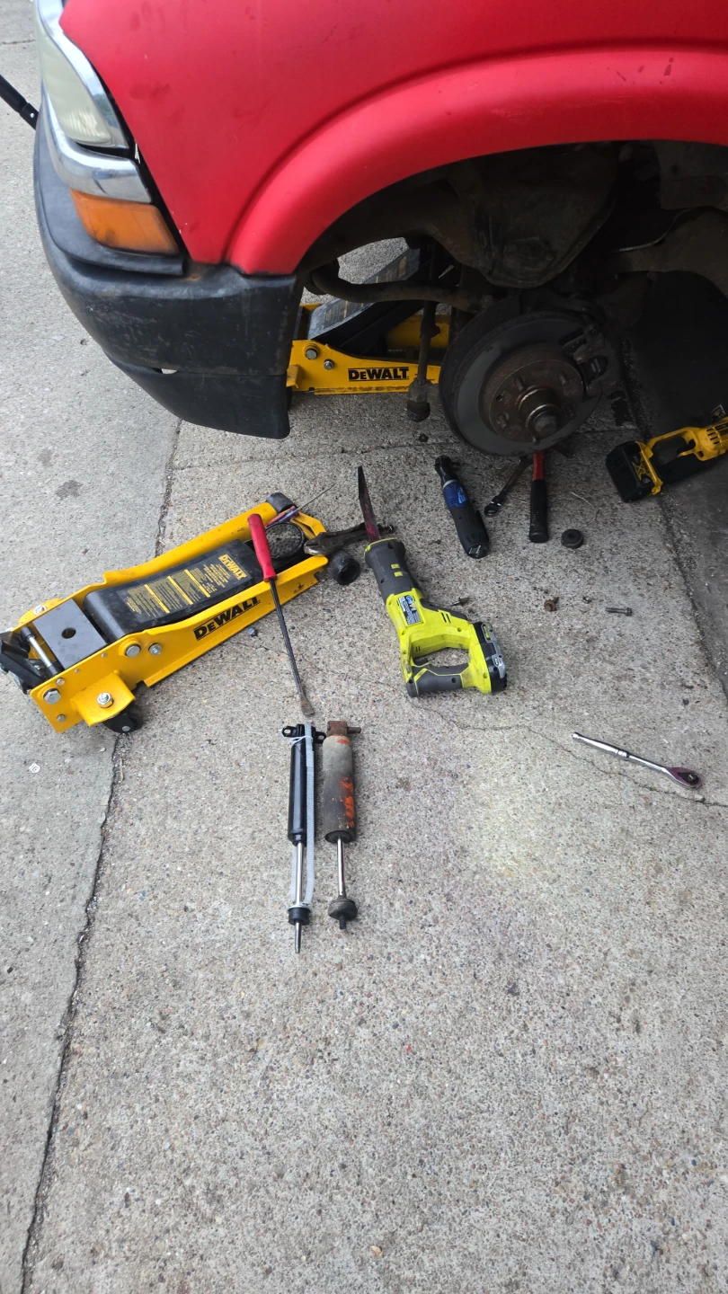 Used Car Parts - Shock Absorbers - photo 2