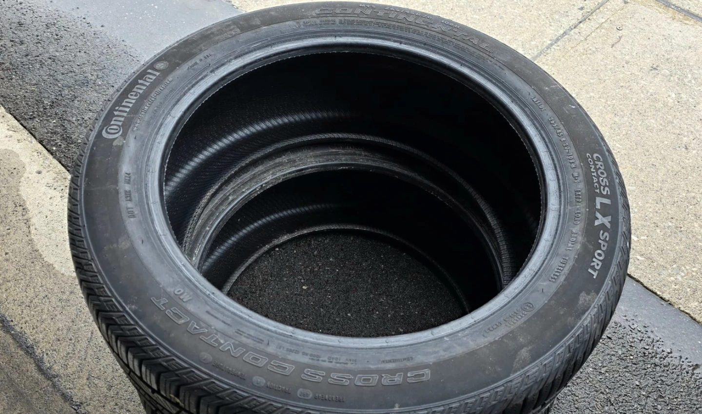 Continental Cross LX Sport tires, size 265/45R20 (Set of 2) - photo 4