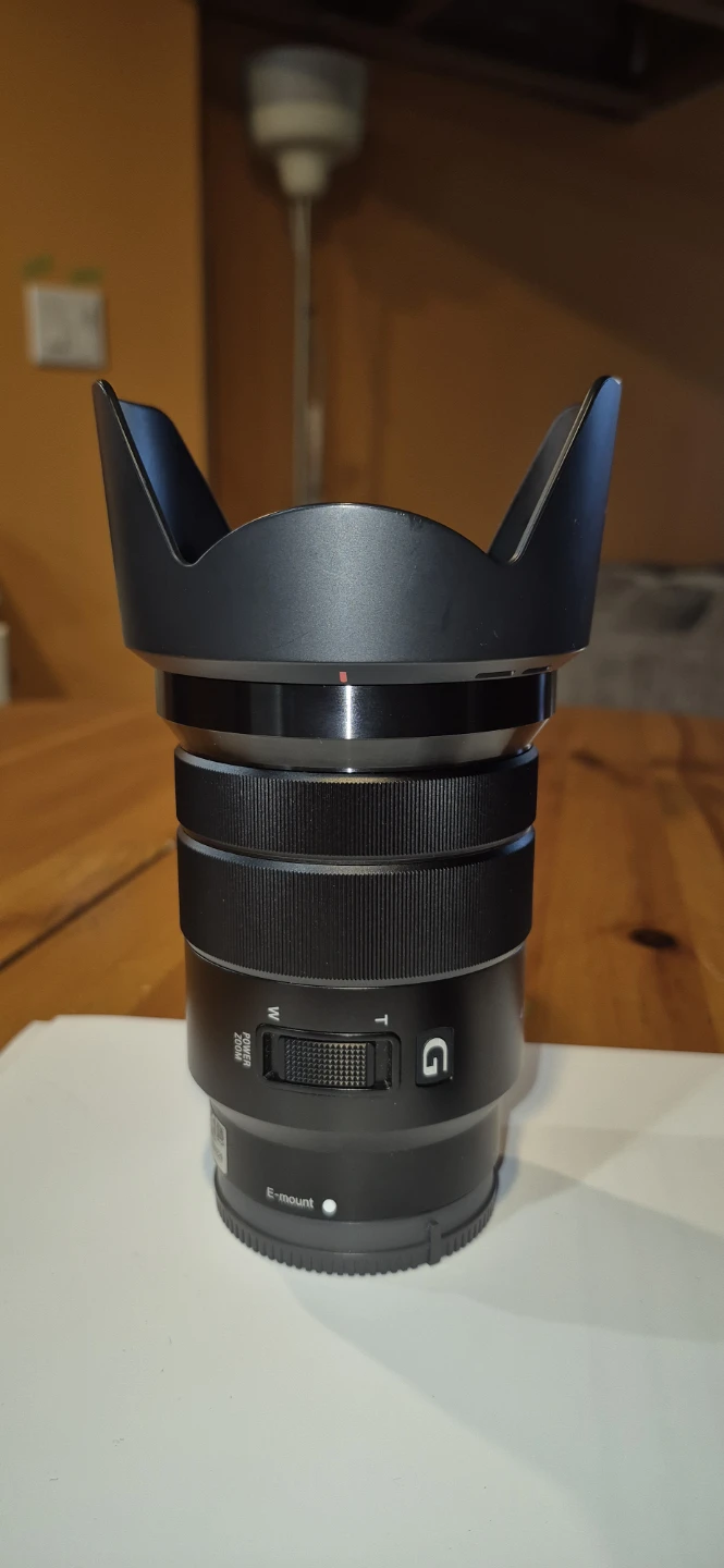 Sony E mount 18-105 f4 pz lens - photo 3