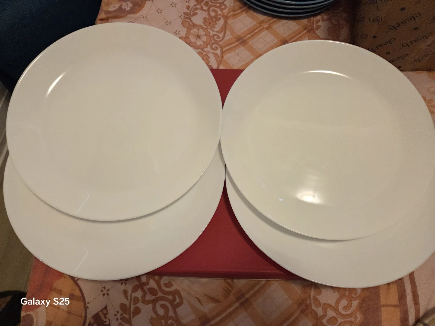 Set of 4 White Dinner Plates