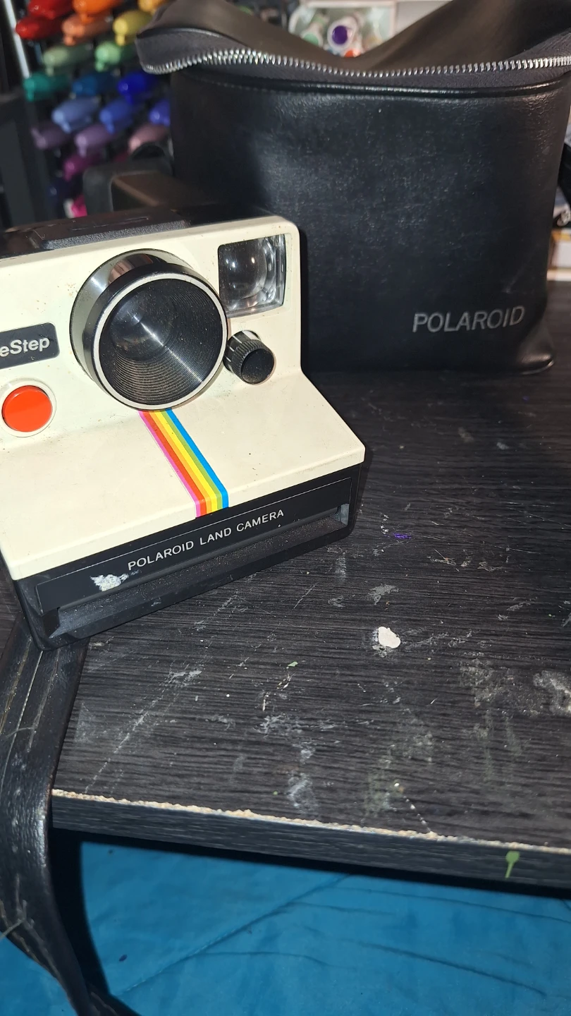 Polaroid OneStep XS-70 Land Camera with Bag - photo 4