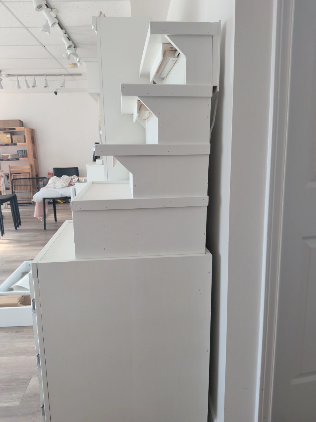 White Wooden Cabinet with Shelves - photo 2
