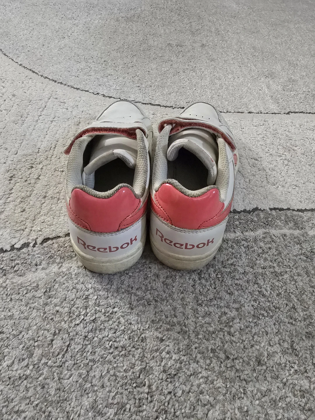 Reebok White and Pink Velcro Sneakers - photo 2