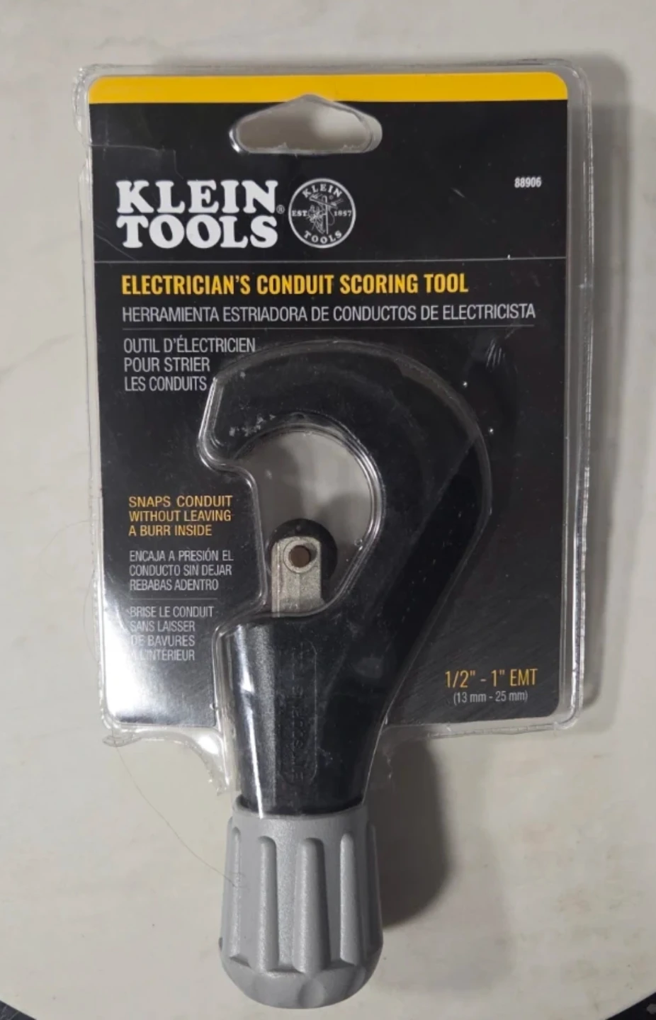 Klein Tools Electrician's Conduit Scoring Tool 1/2"-1" EMT