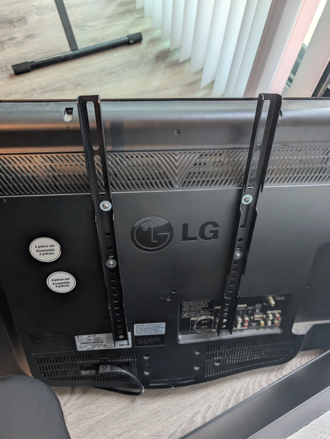 LG 32" 32LG20-UA Television - photo 3