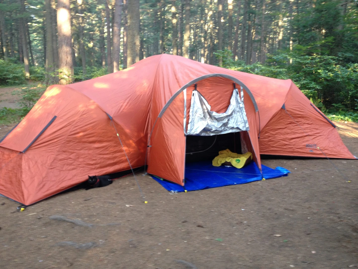 Woods Glacier Lake Family Dome Tent