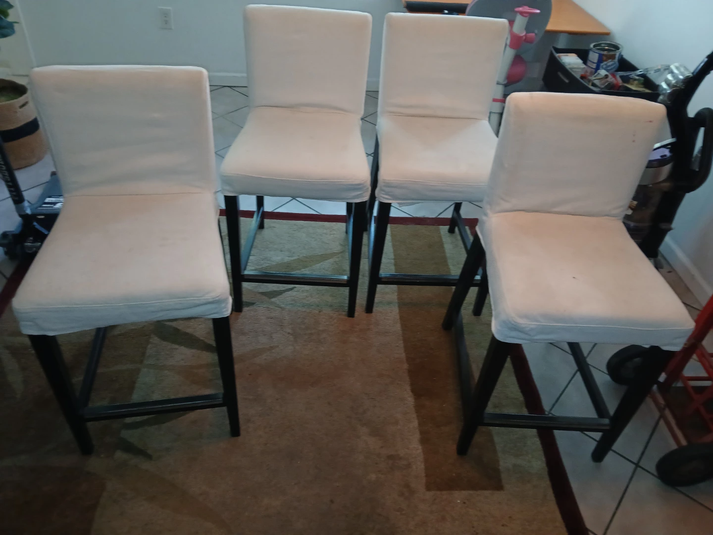 4 stools covers are removable