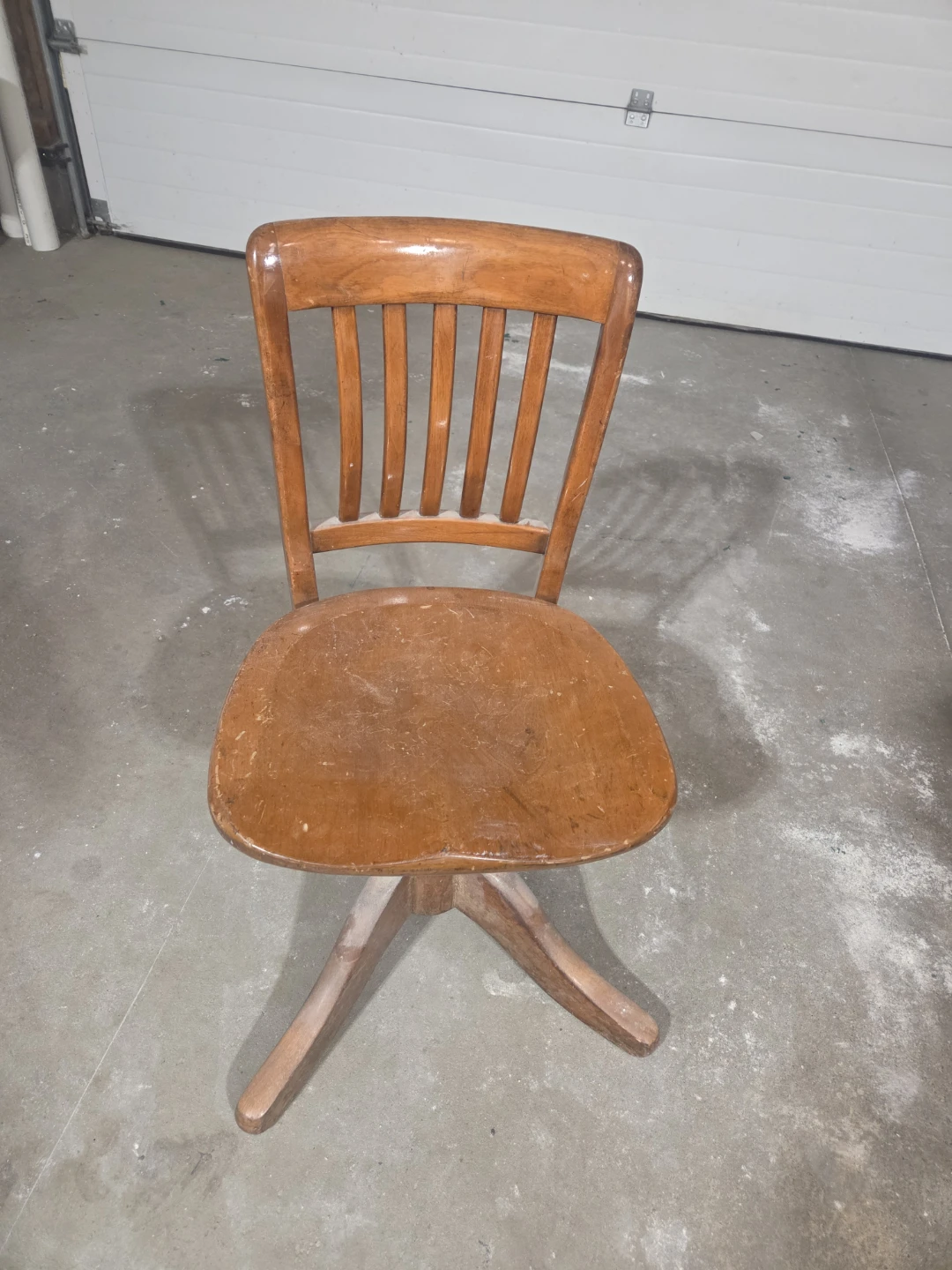 Antique H. Krug Kitchener Swivel Office Chair - photo 3