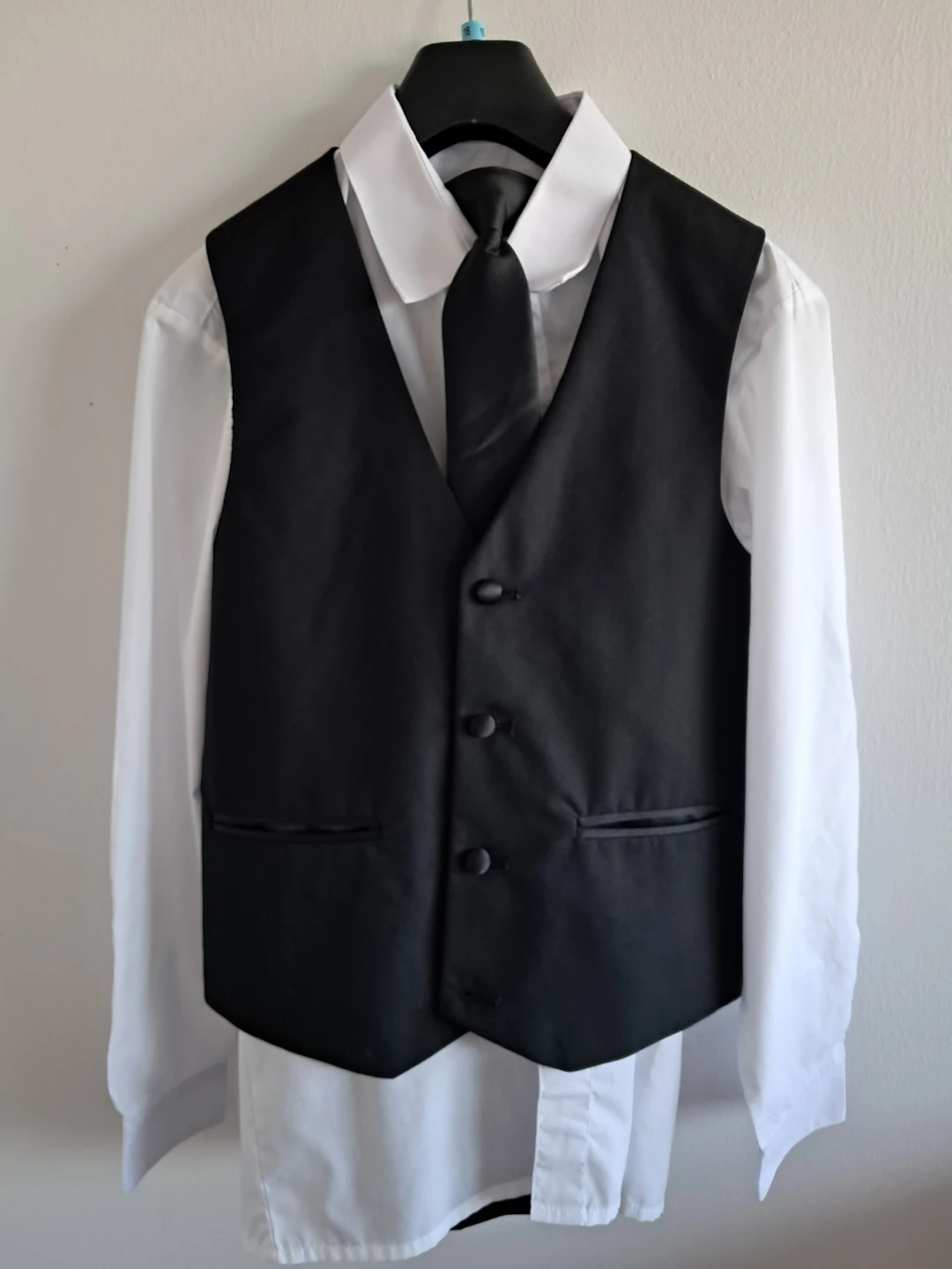 NEW Boys Black Tuxedo Suit 5-Piece Set - photo 5