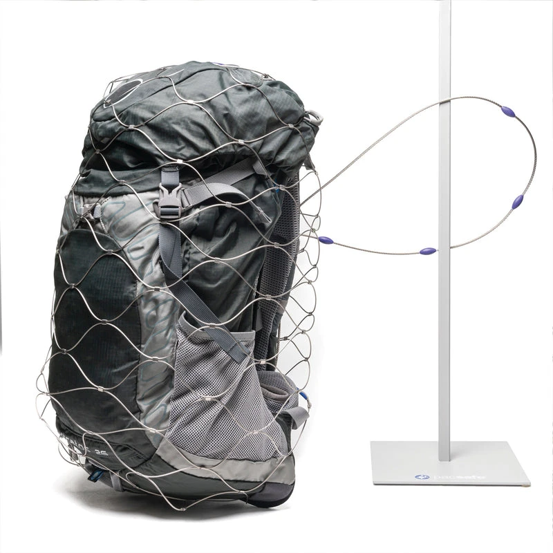 Anti-theft system for backpacks - Pacsafe