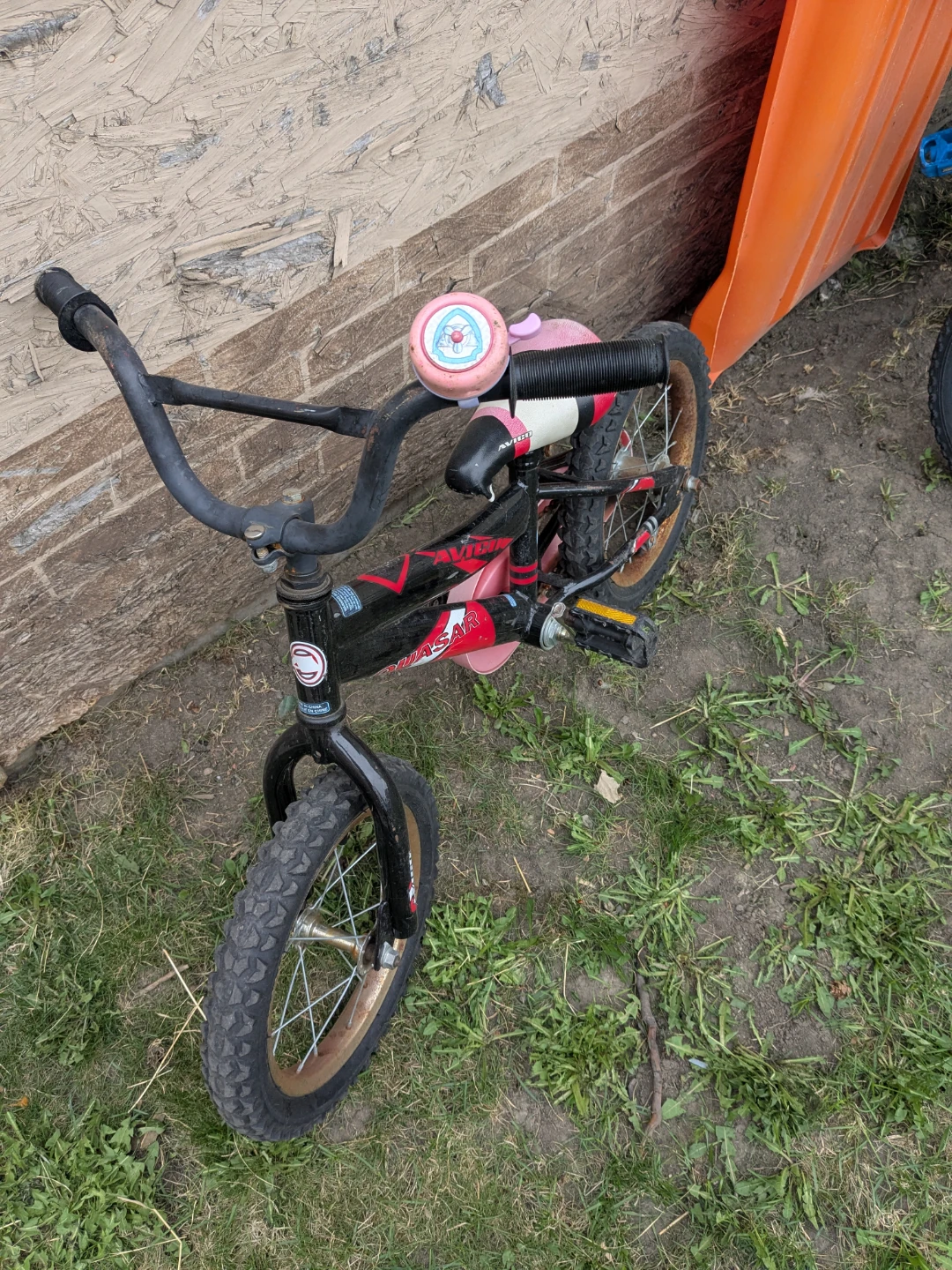 Two kids' bikes: Spiderman and pink/black - photo 2