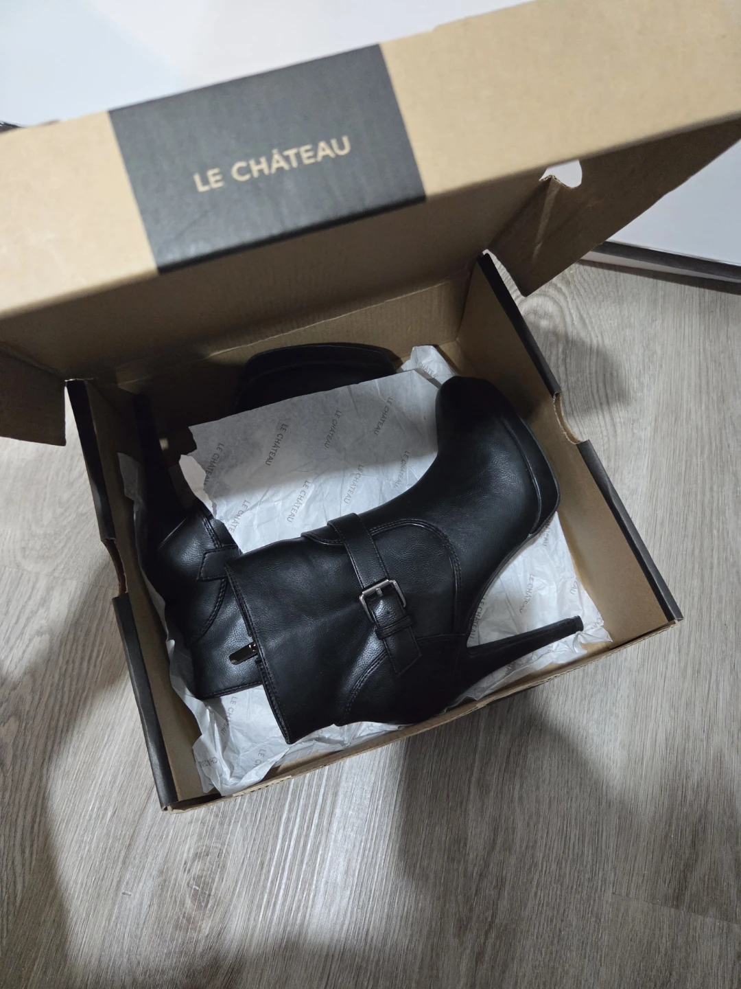 LE CHÂTEAU Black Faux Leather Ankle Boots with Buckle Detail - photo 4