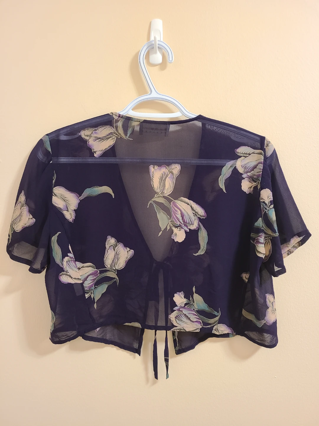 %100 Silk Floral Tie-Front Blouse - photo 4