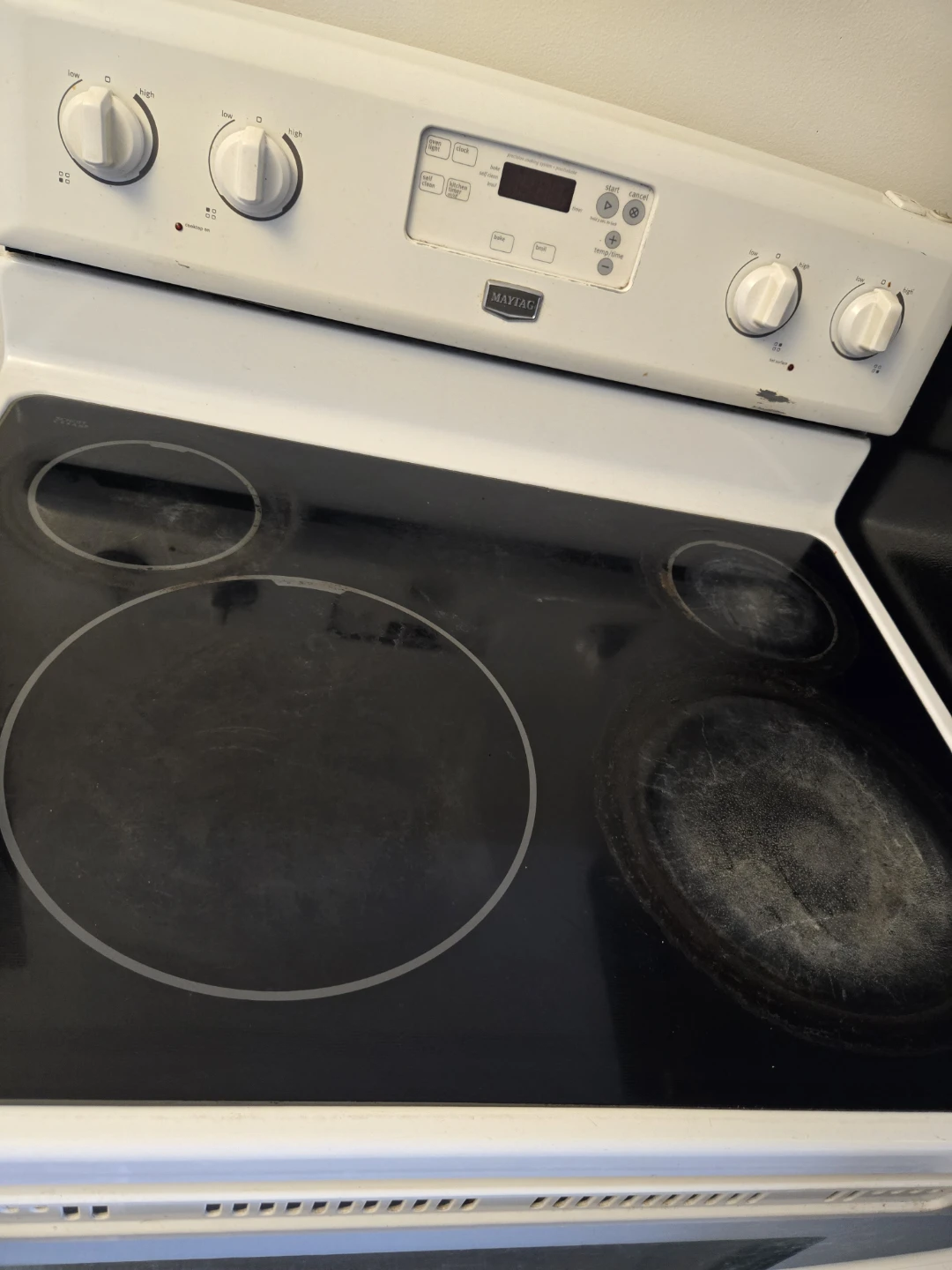 Maytag Electric Range with Glass Cooktop - photo 5