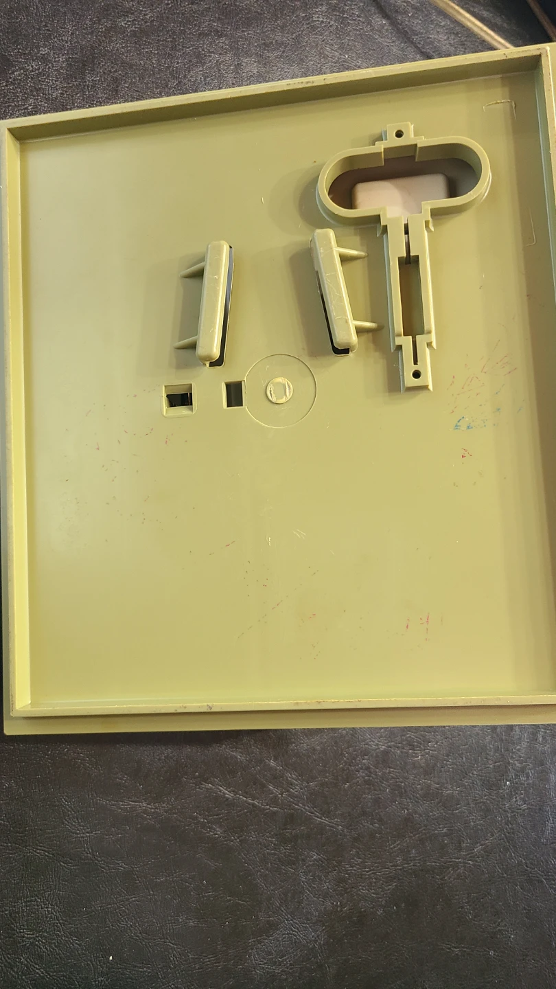 Vintage Hamilton Beach Scovill Handmixer Wall Mount - Works - photo 3