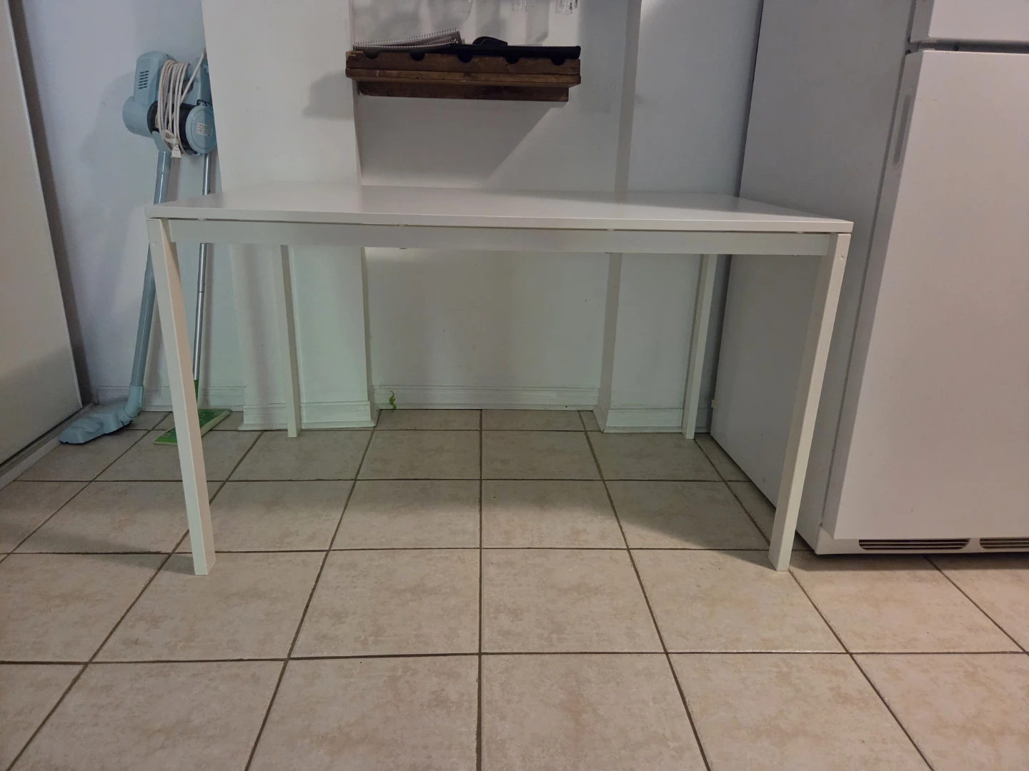 White Dining Table - photo 2