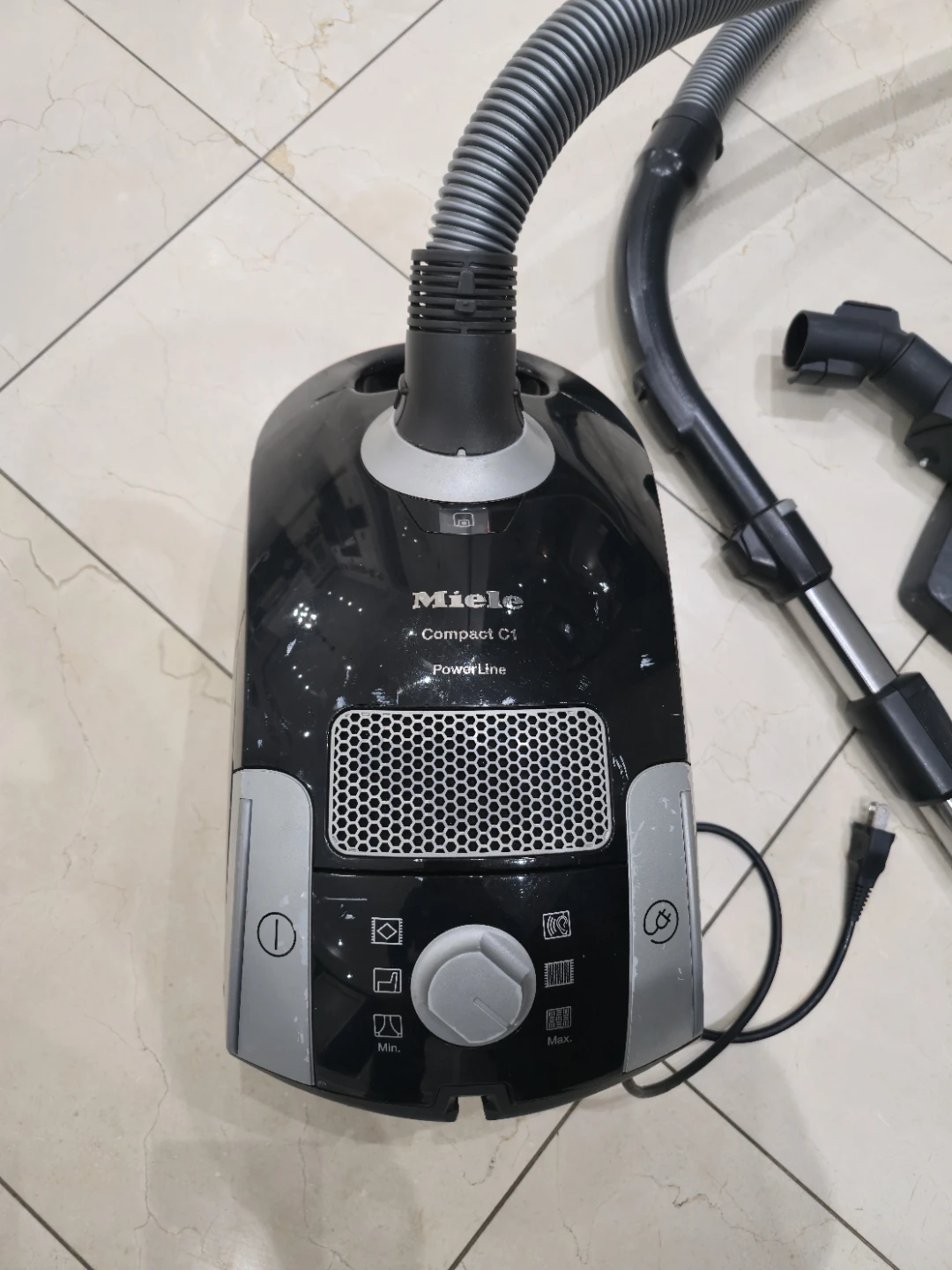 Miele Compact C1 PowerLine Vacuum Cleaner - photo 3
