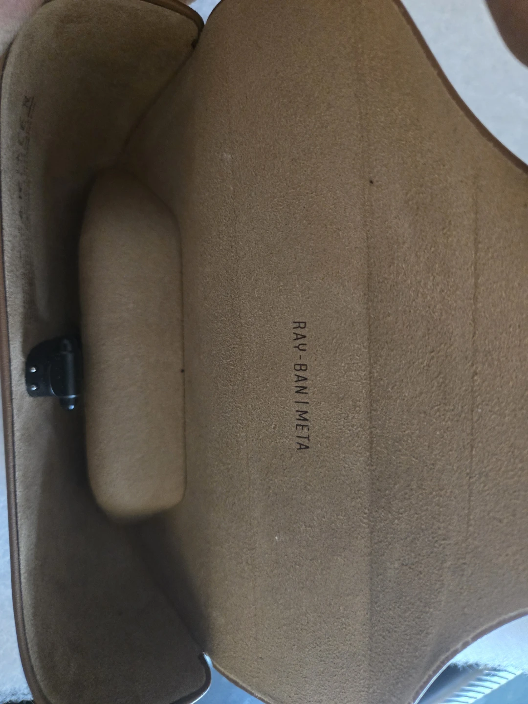 Ray-Ban Sunglasses Case - photo 5