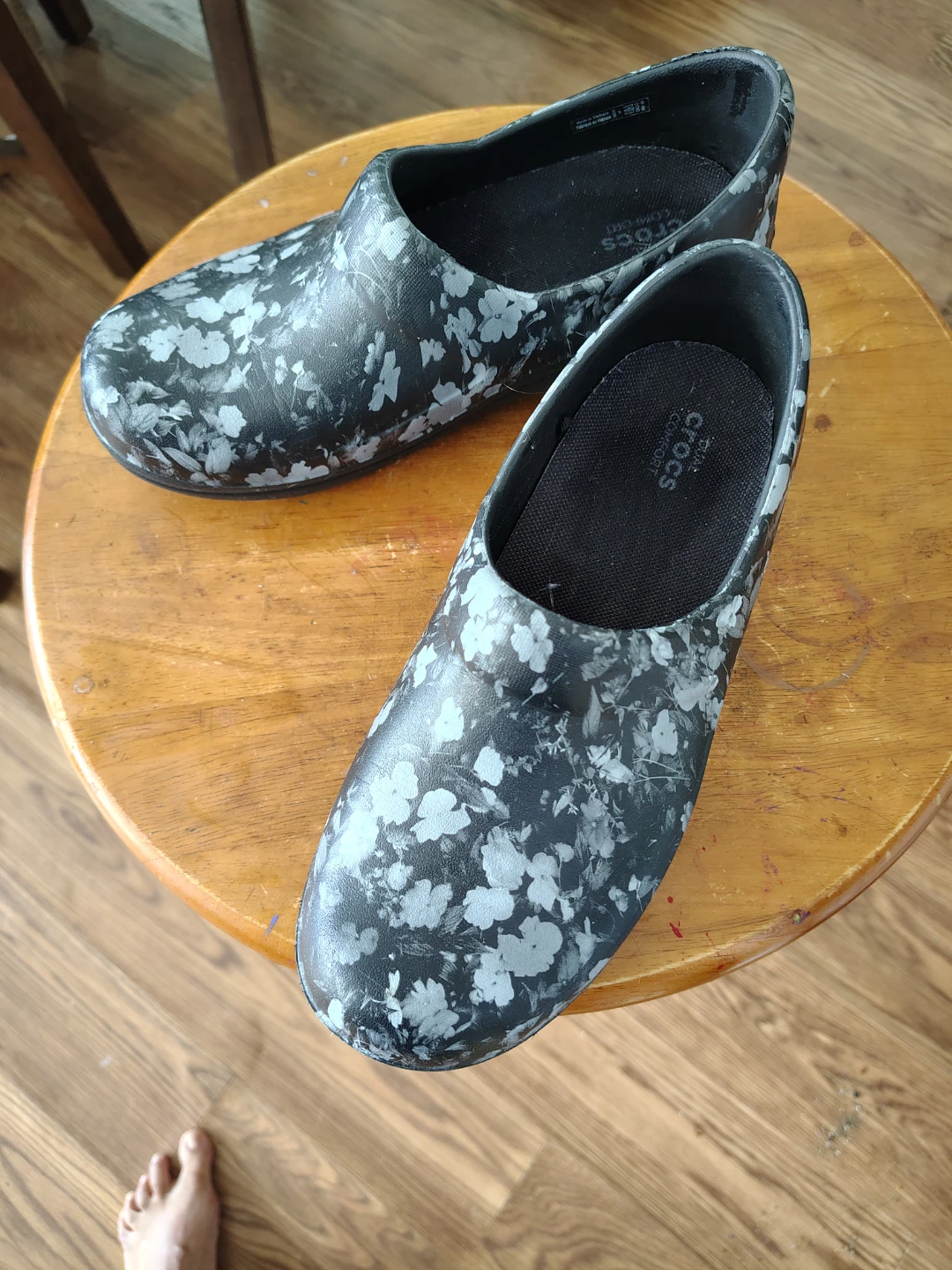 Skechers Women's Floral Print Sneakers Size 6.5 - photo 3