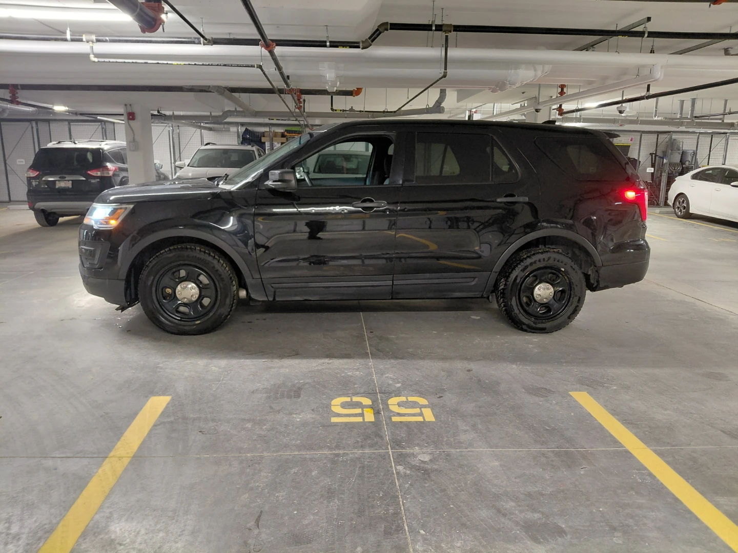 2016 Ford Explorer (police interceptor) AWD - photo 2