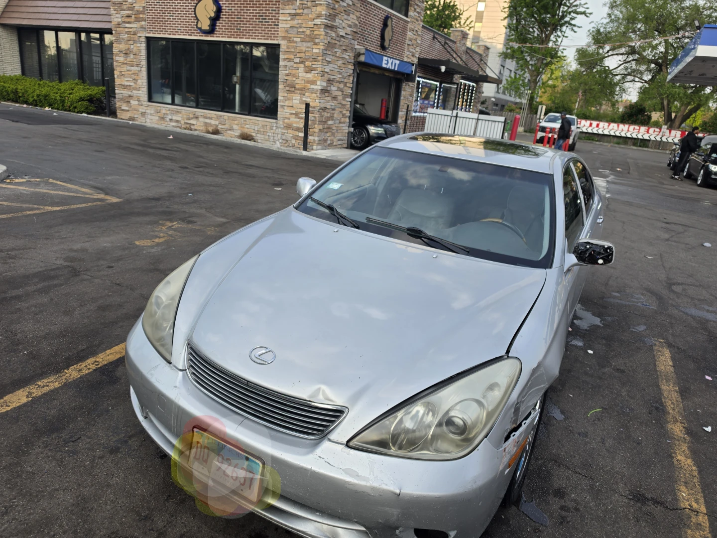 Silver Lexus ES 330 Sedan - photo 3