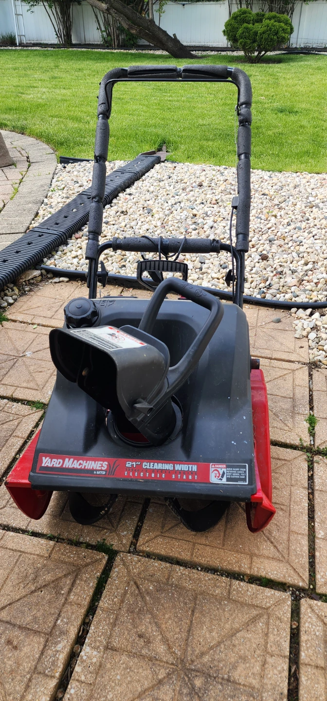 Yard Machines 21" Electric Start Snow Blower - photo 2
