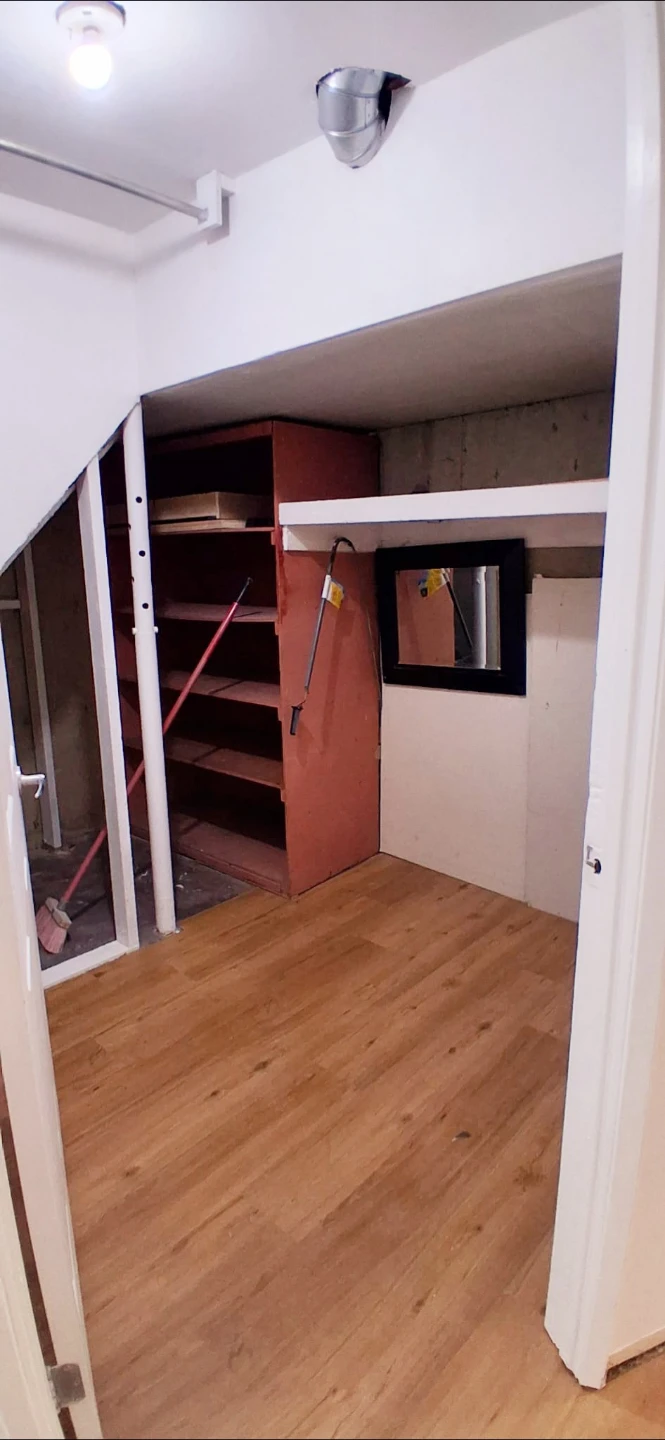 2 bed 1 bath Basement - photo 5