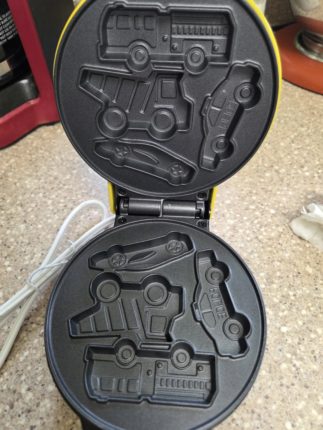 Nostalgia MyMini Trucks & Cars Waffle Maker - photo 2