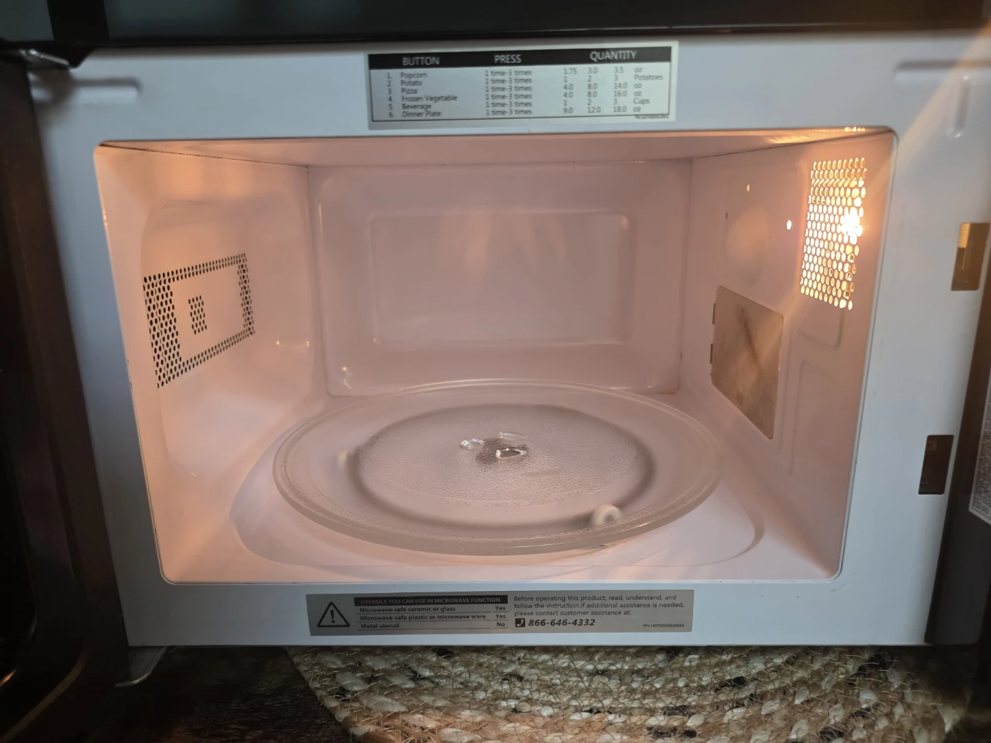 Comfee Black Microwave - photo 2