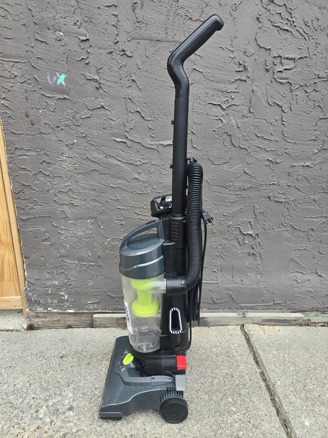 BISSELL AeroSwift Compact Bagless Upright Corded Vacuum Cleaner - photo 5