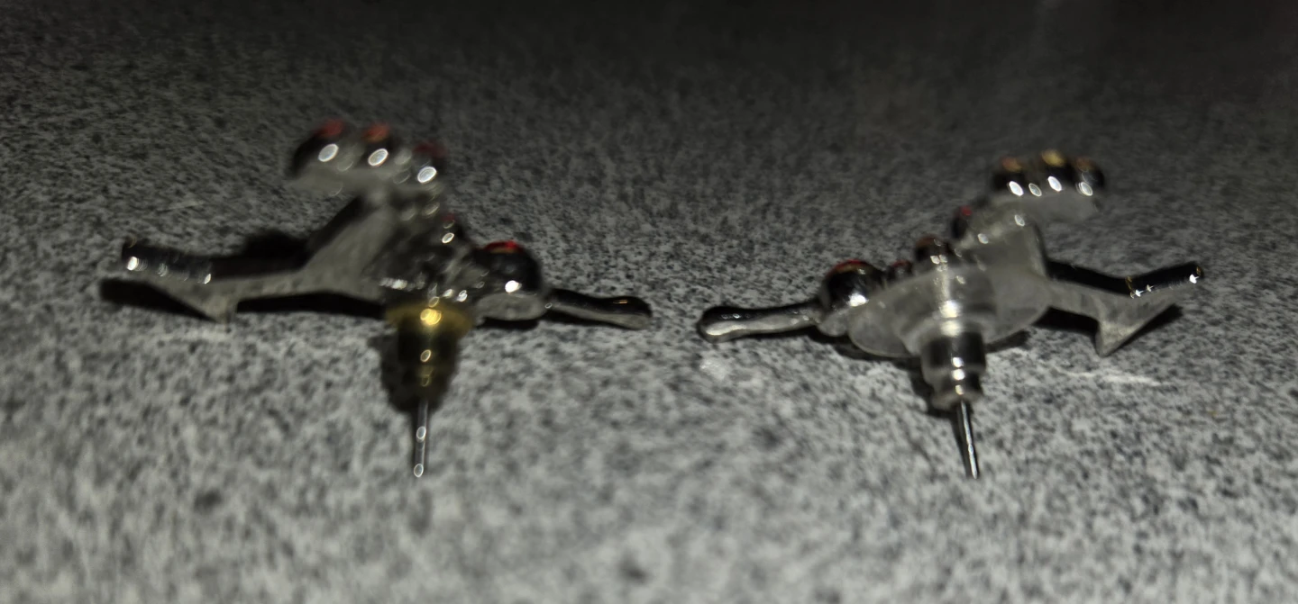 🥕 Martini Glass Earrings with Red and Clear Gems - photo 2