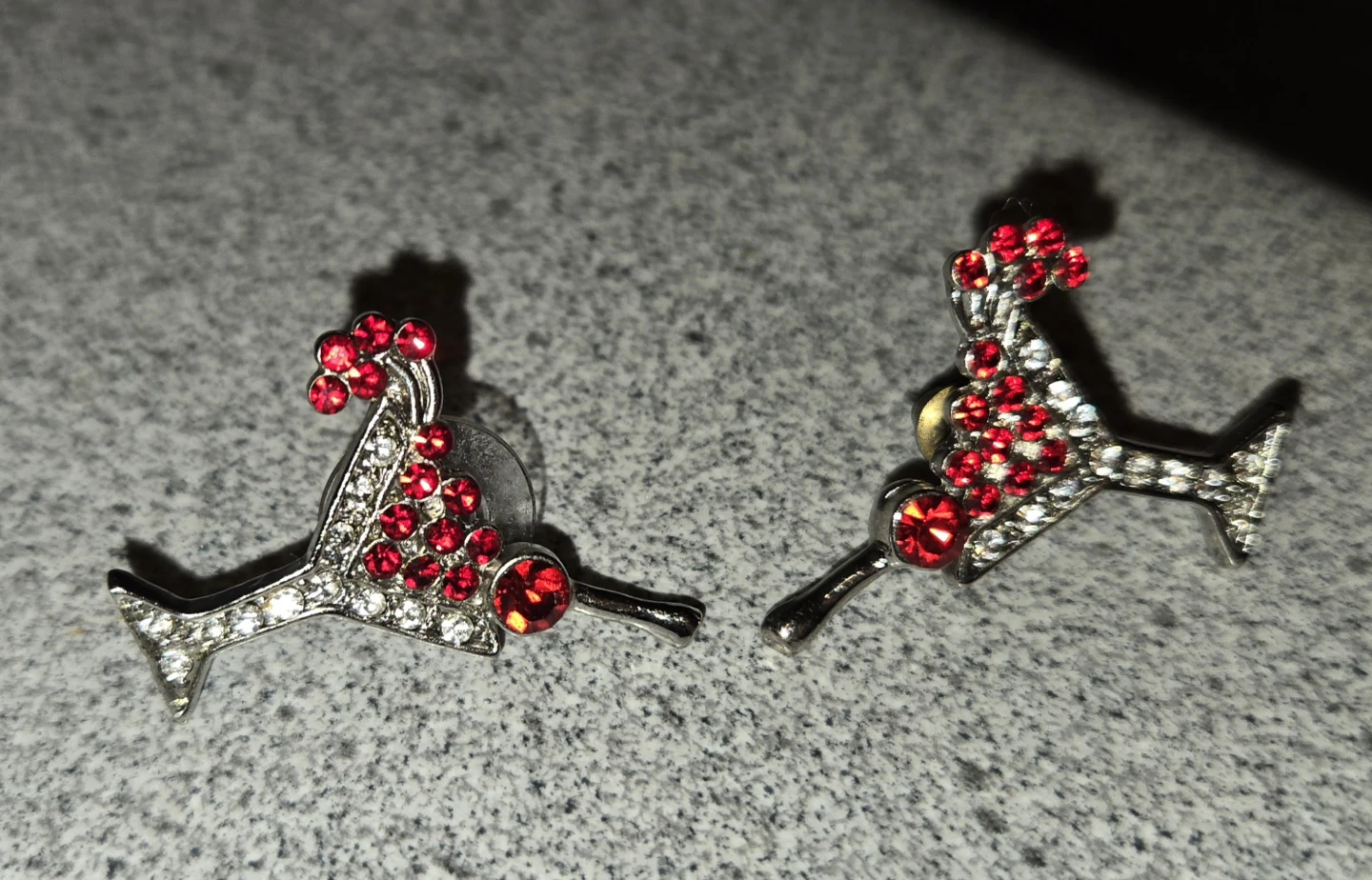 🥕 Martini Glass Earrings with Red and Clear Gems - photo 3