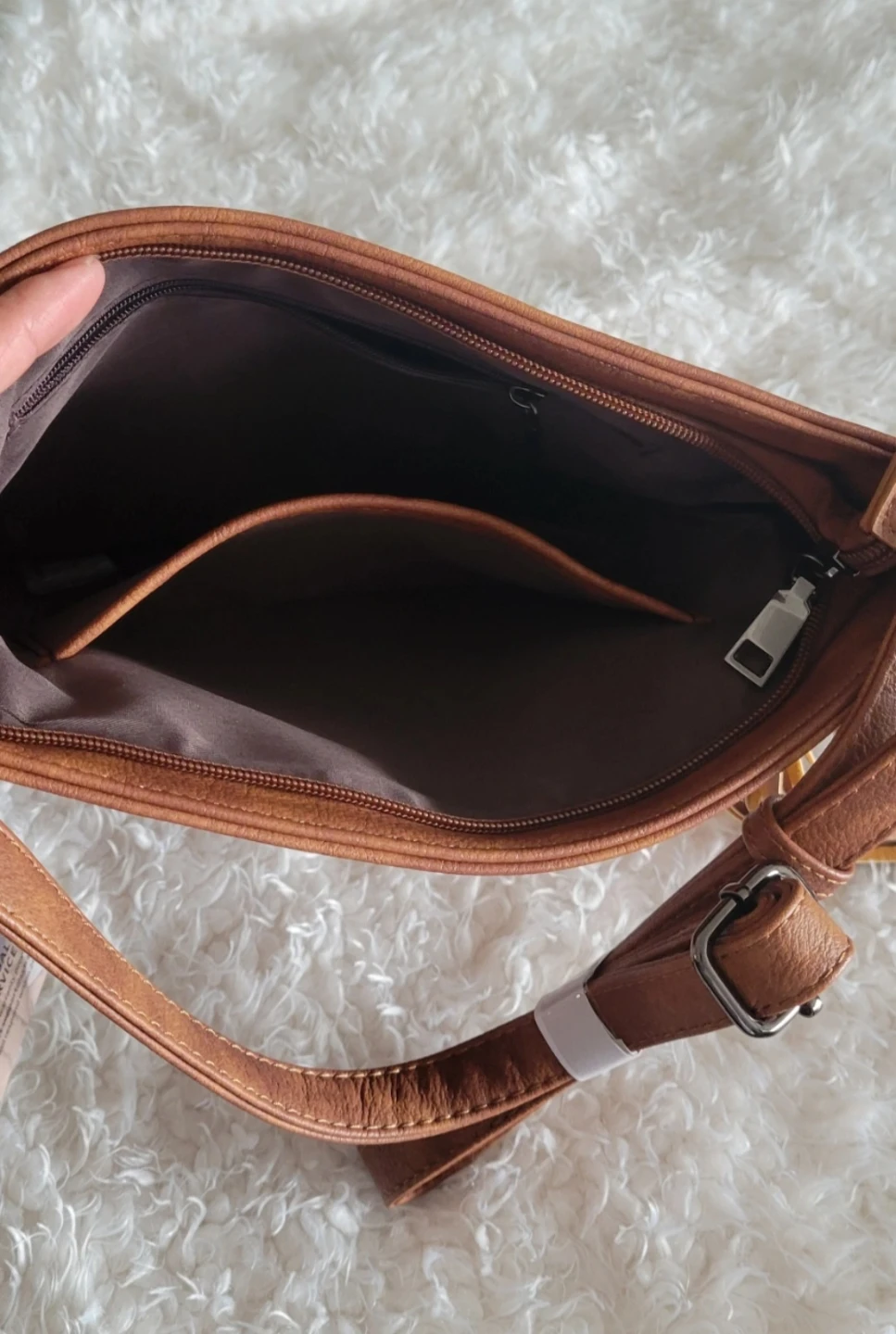 BNWT Vegan Leather Crossbody Purse - Mocha Brown - photo 2