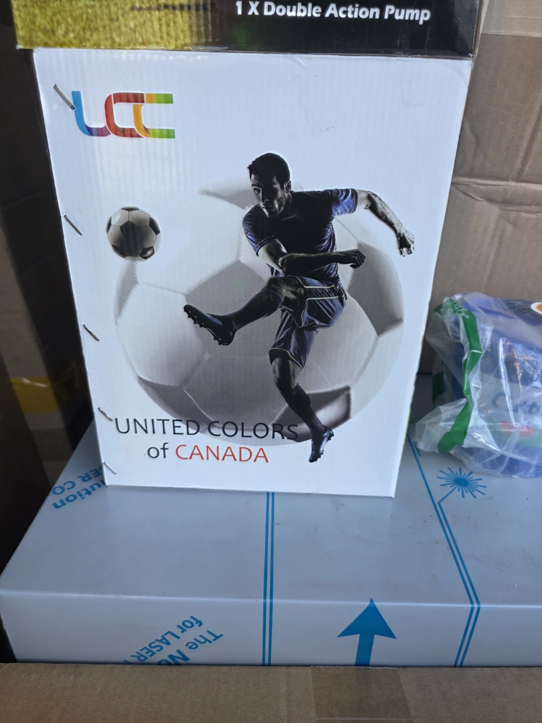 United Colors of Canada Soccer Ball Set with Pump - photo 2