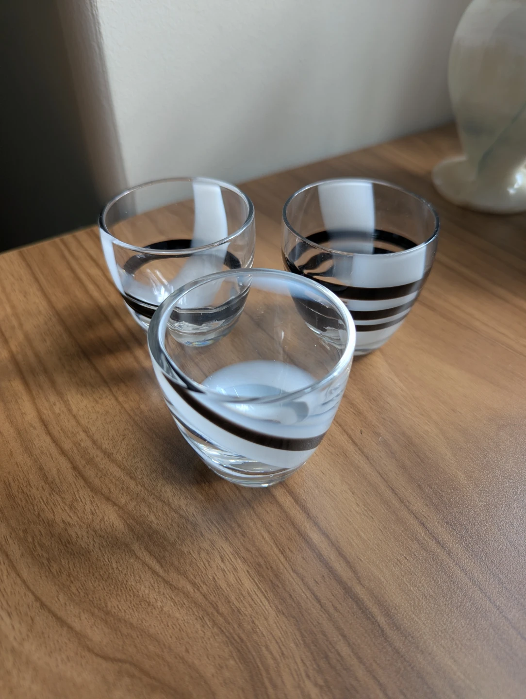 Set of 3 Swirl Pattern Shot Glasses