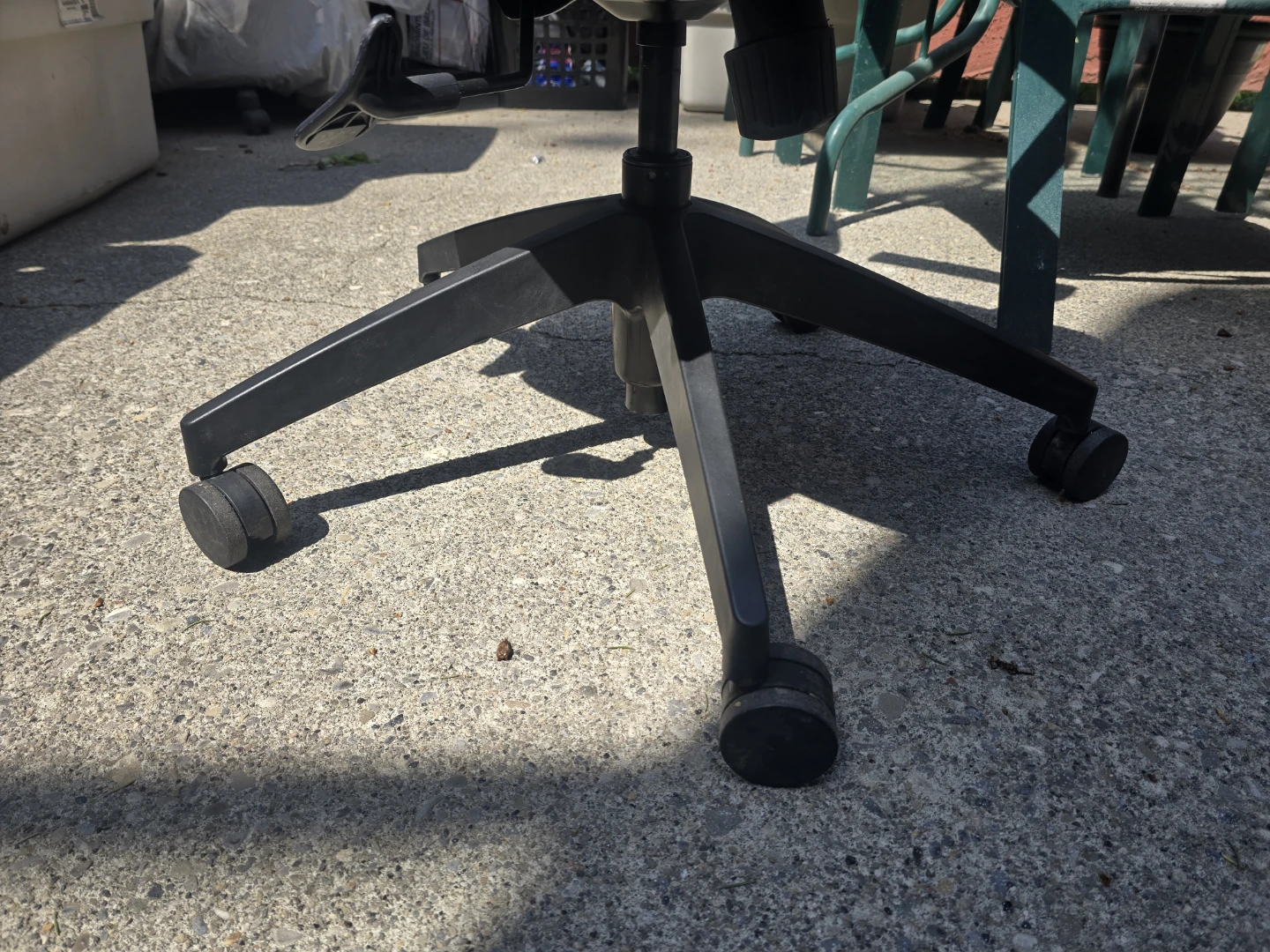 Office chair - photo 5