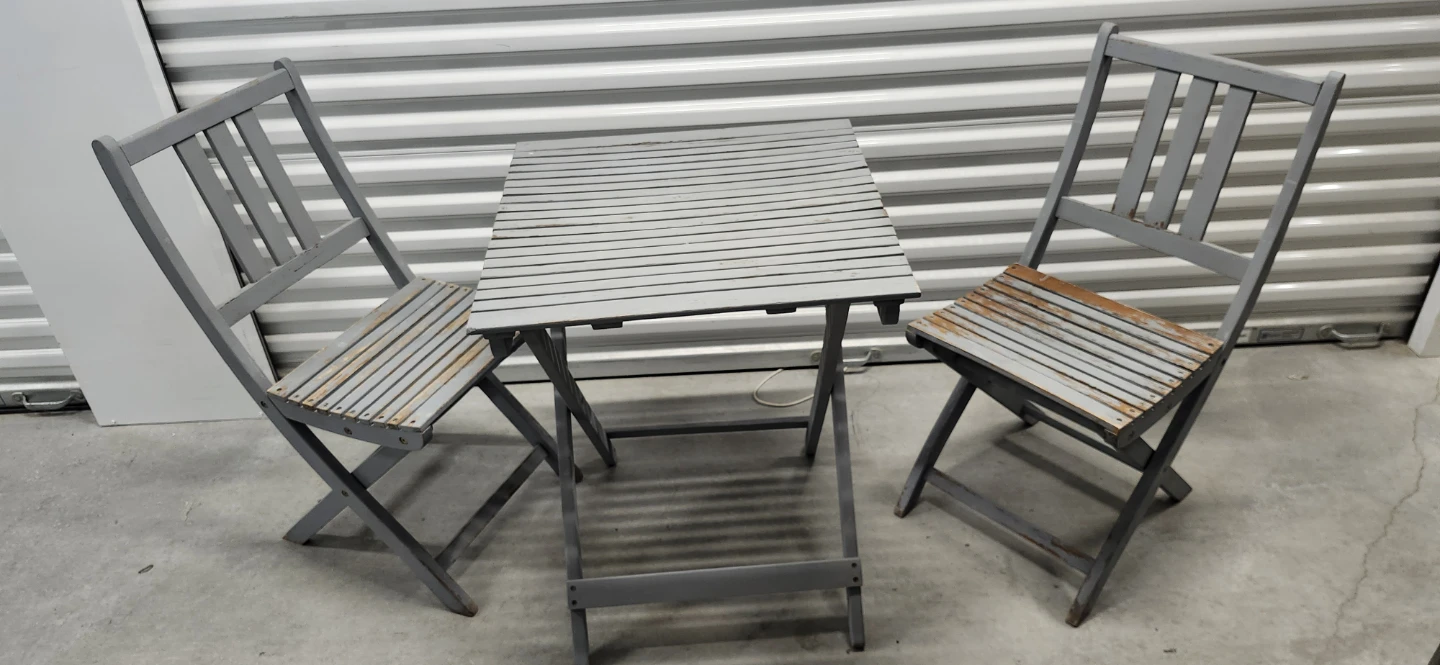 Wooden outdoor folding table with 2 chairs