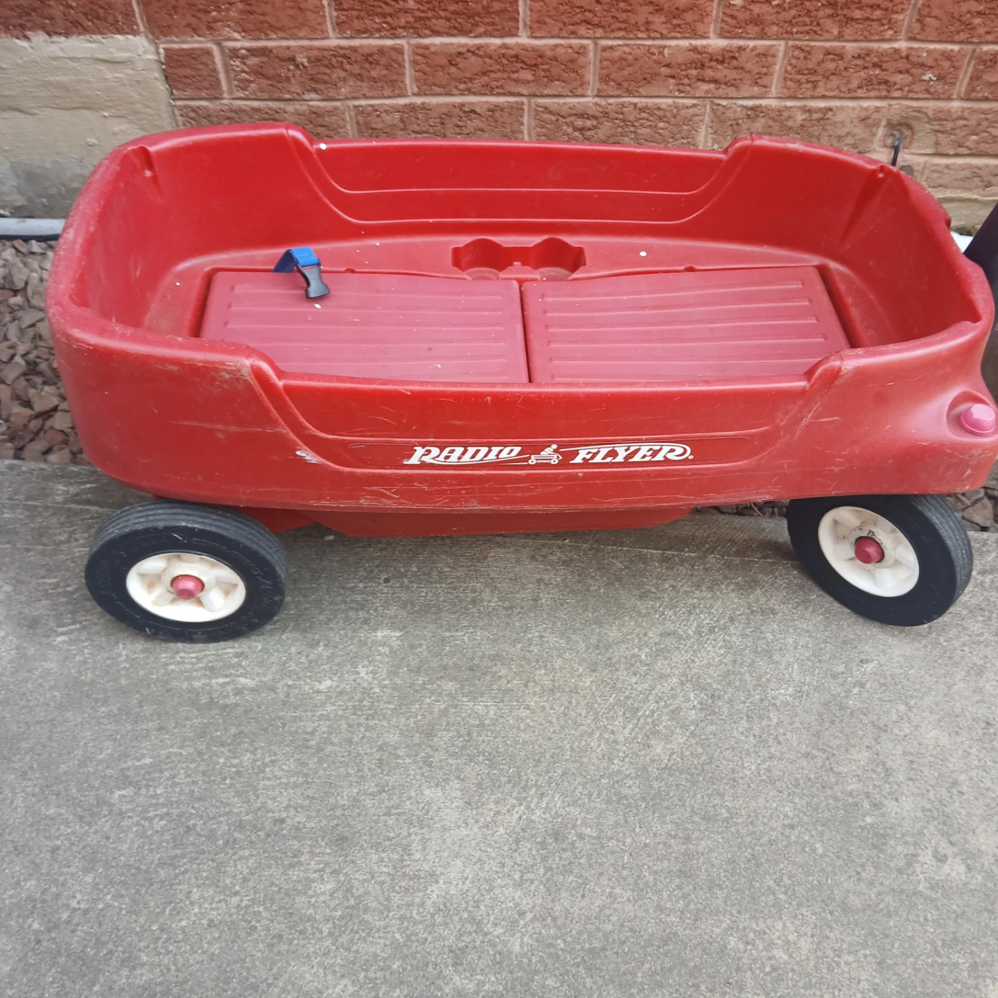Radio Flyer Wagon - photo 3