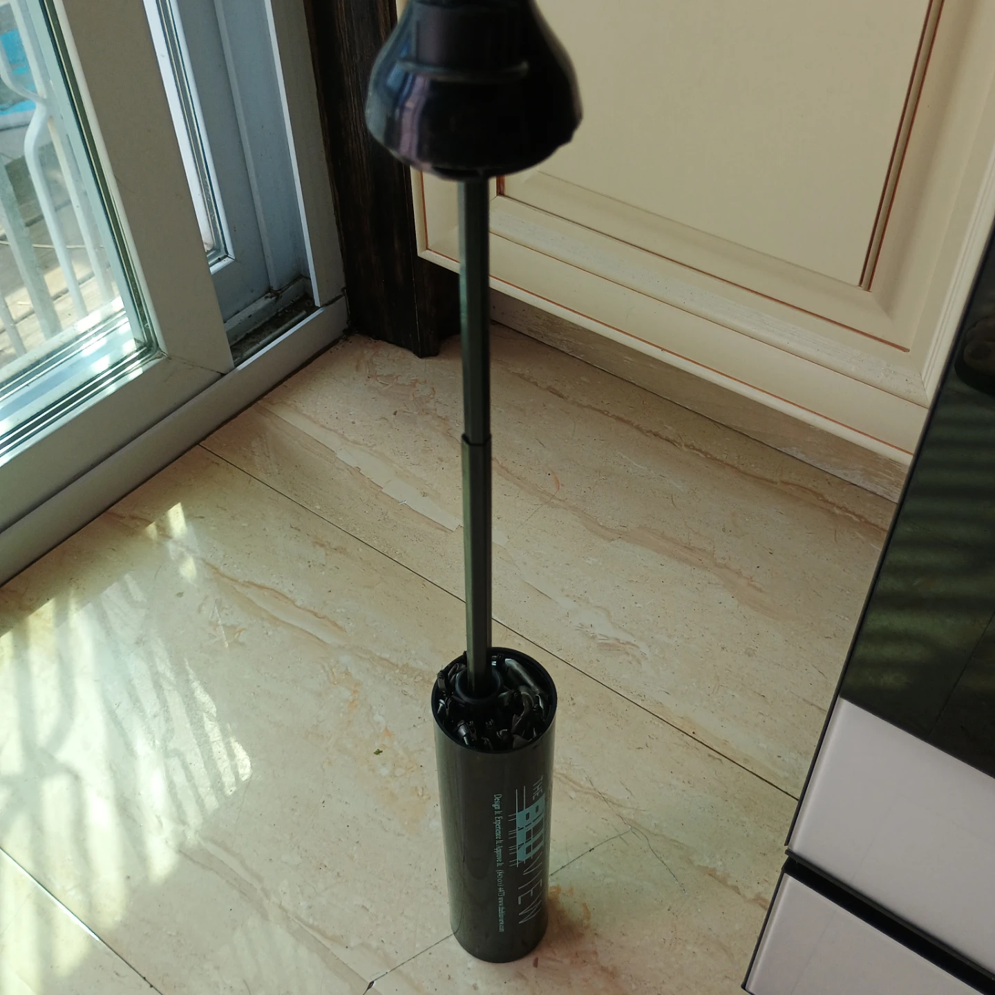 The Blu View Black Compact Umbrella with Case