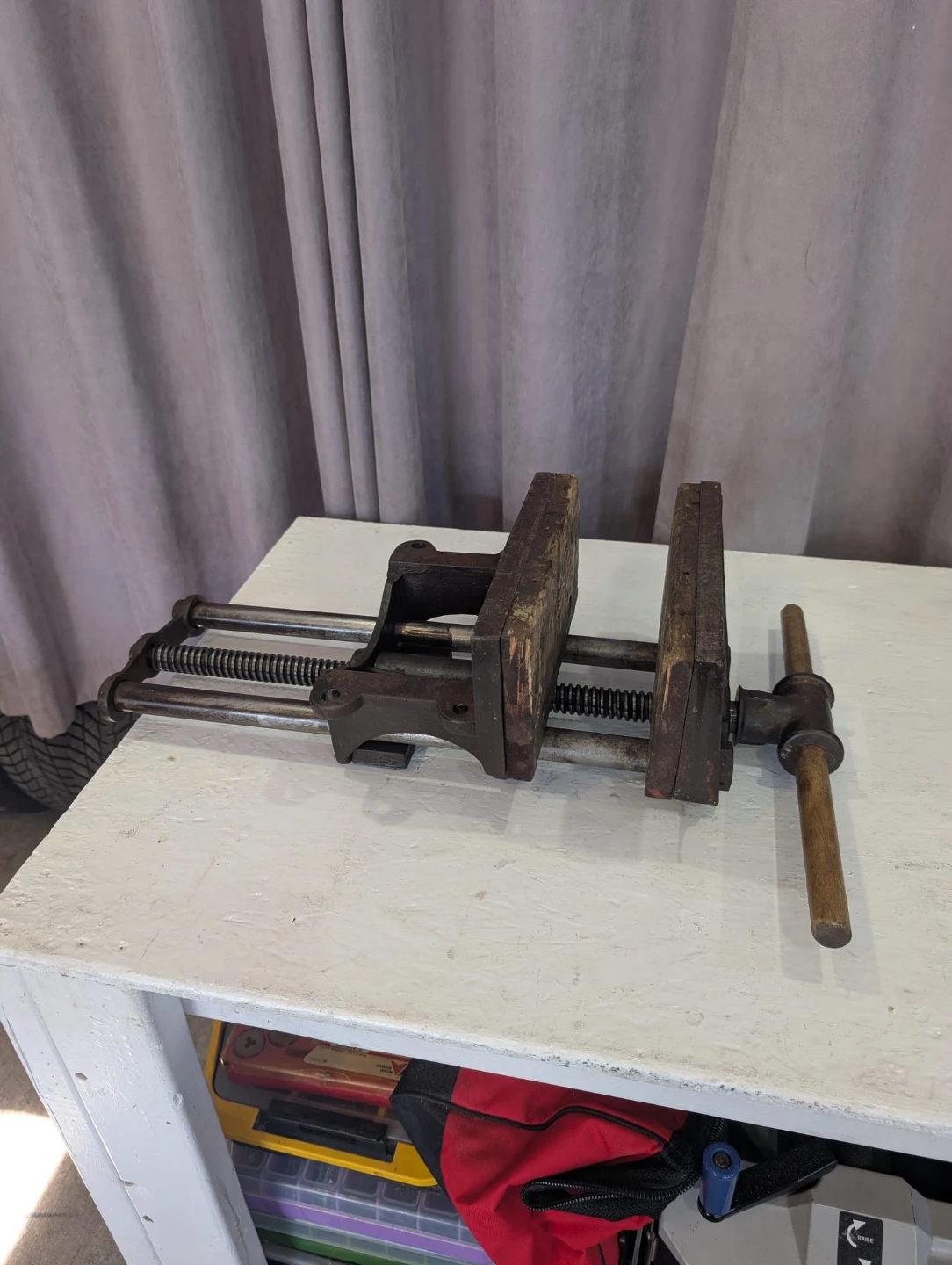 Large Woodworking Bench Vise 10" - photo 2