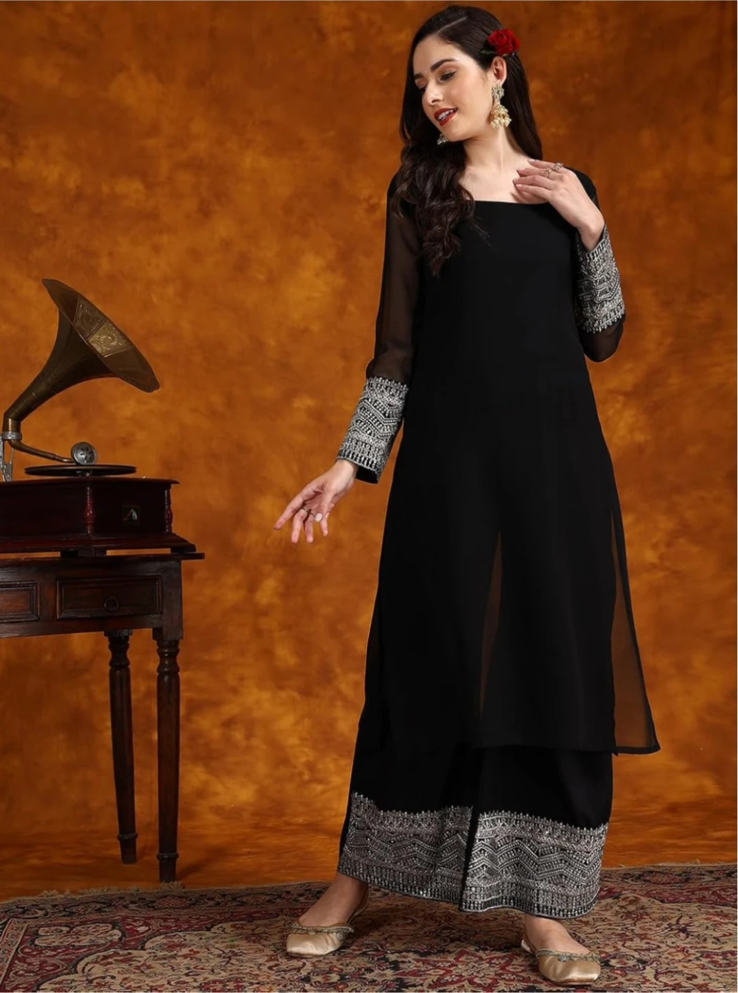 Black Salwar Kameez with Silver Embellishments - photo 5