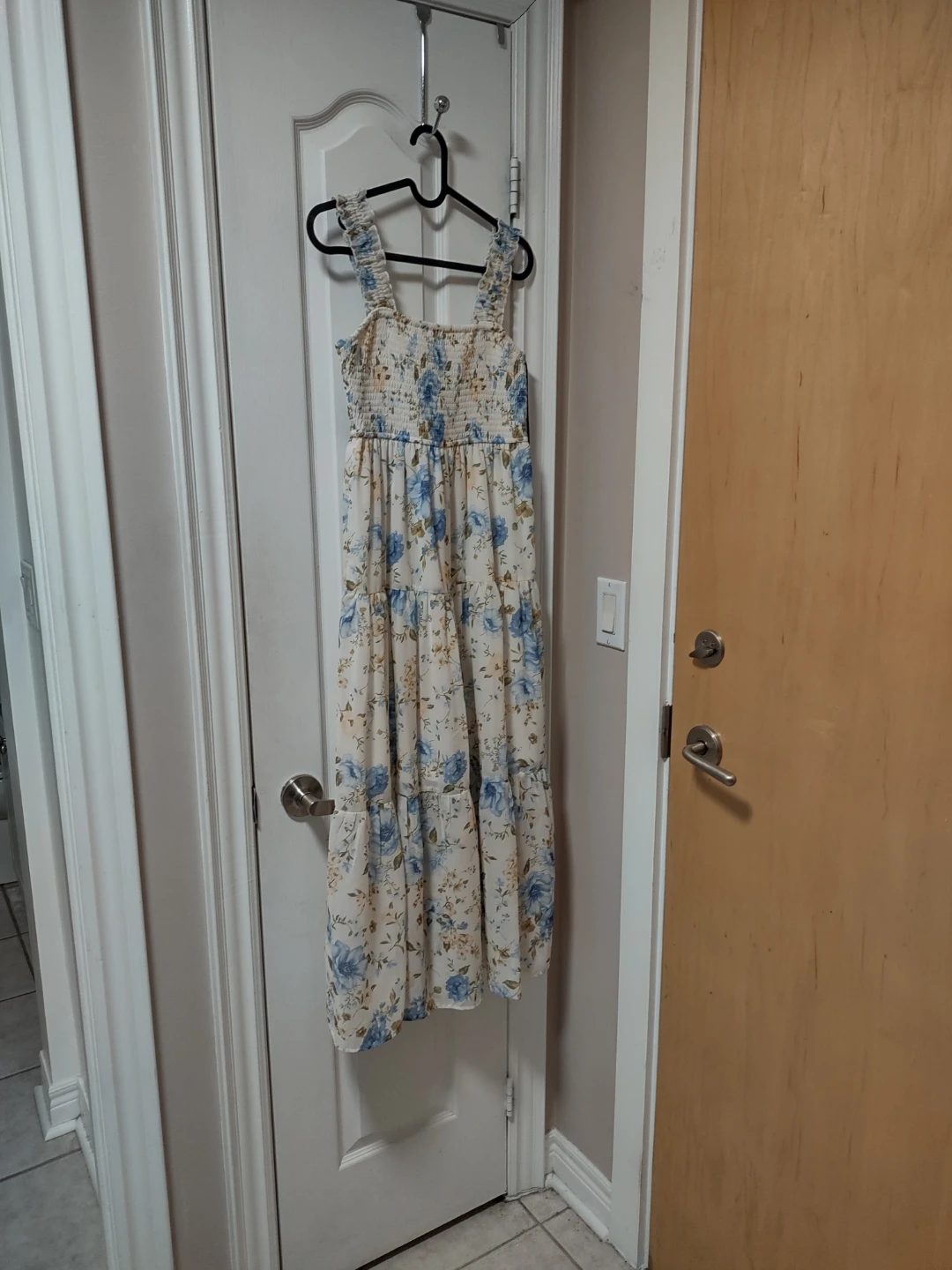 Women's dress- size small