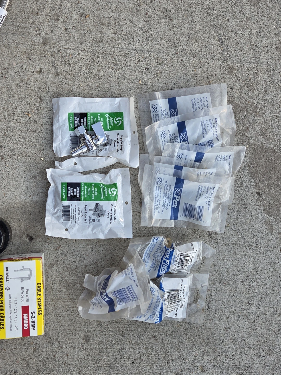 Assorted Plumbing PEX Fittings and Flexible Hoses - photo 3