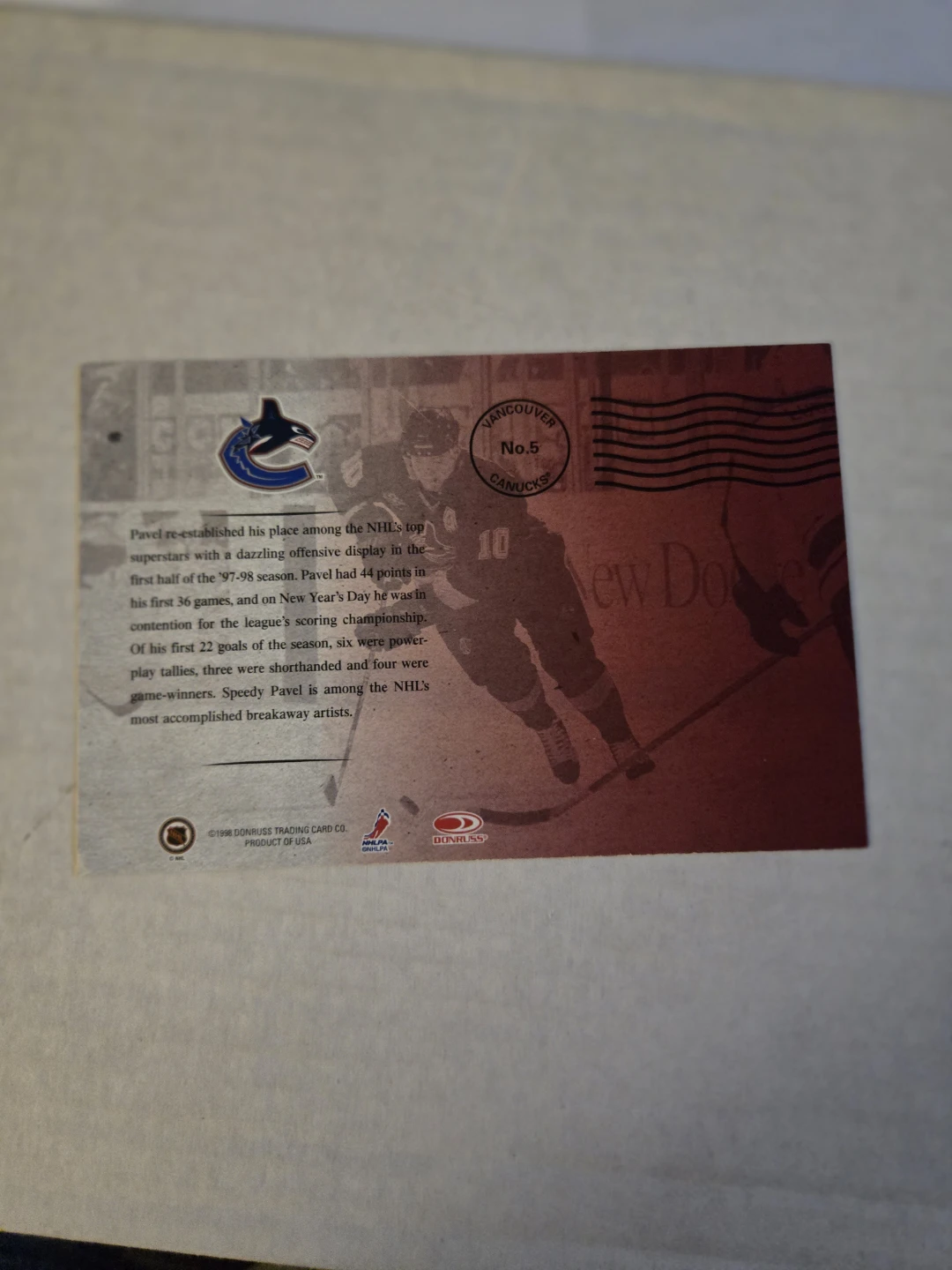 1997-98 Donruss Pavel Bure Vancouver Canucks Hockey Card - photo 2