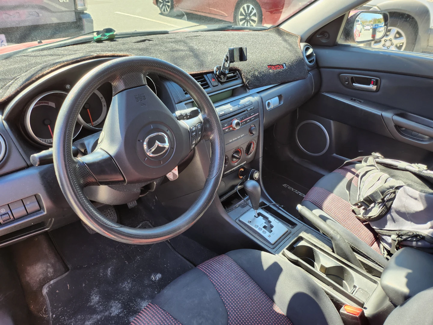 2006 Mazda 3 Sport Hatchback - photo 2