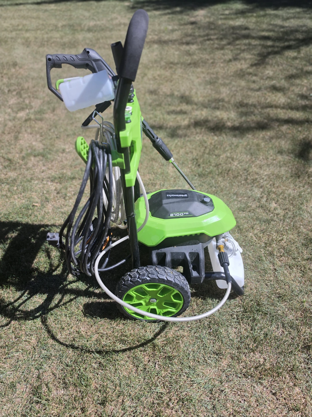 Greenworks 2100 PSI Electric Pressure Washer - photo 2